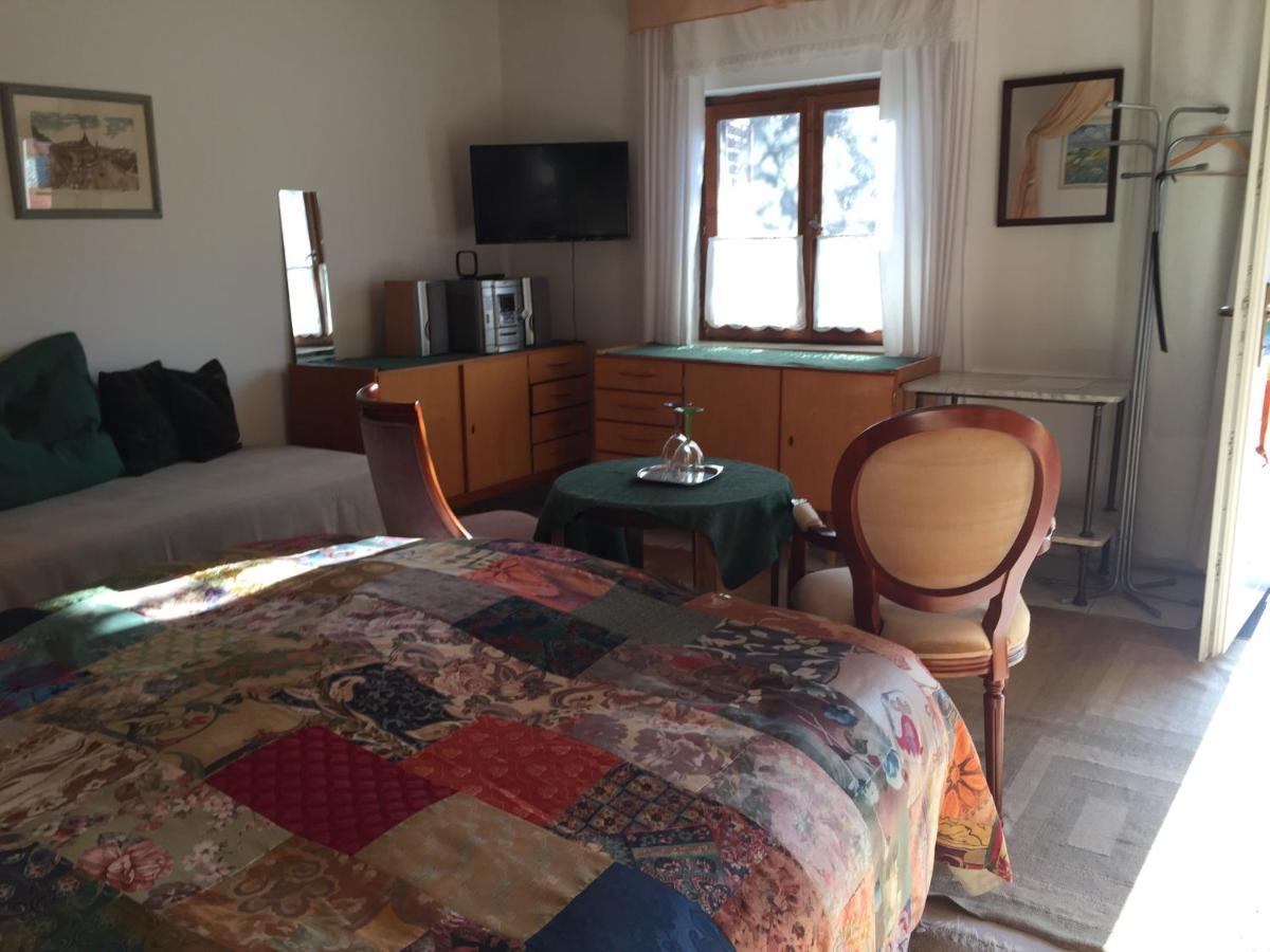 Mandula Haz Hotell Veszprém Exteriör bild